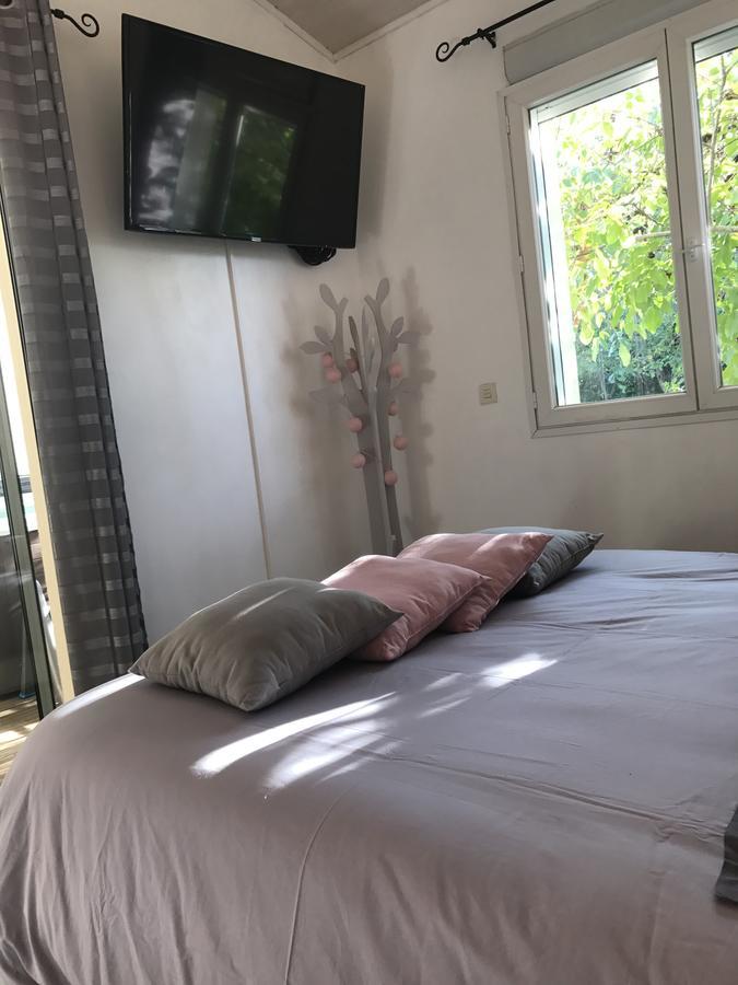Sainte-Eulalie  Chambre D'Hotes Les Macarons De Tata מראה חיצוני תמונה